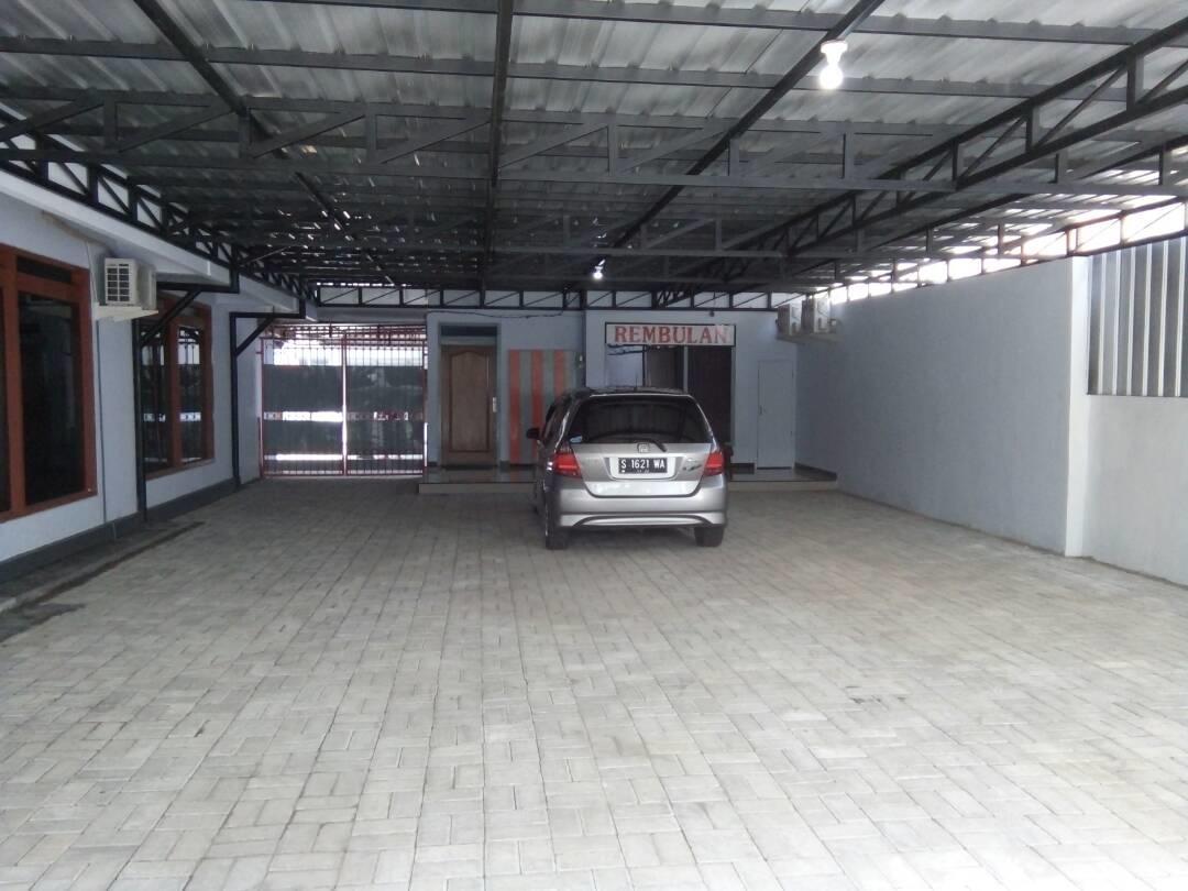 Rembulan Guest House Jombang Экстерьер фото